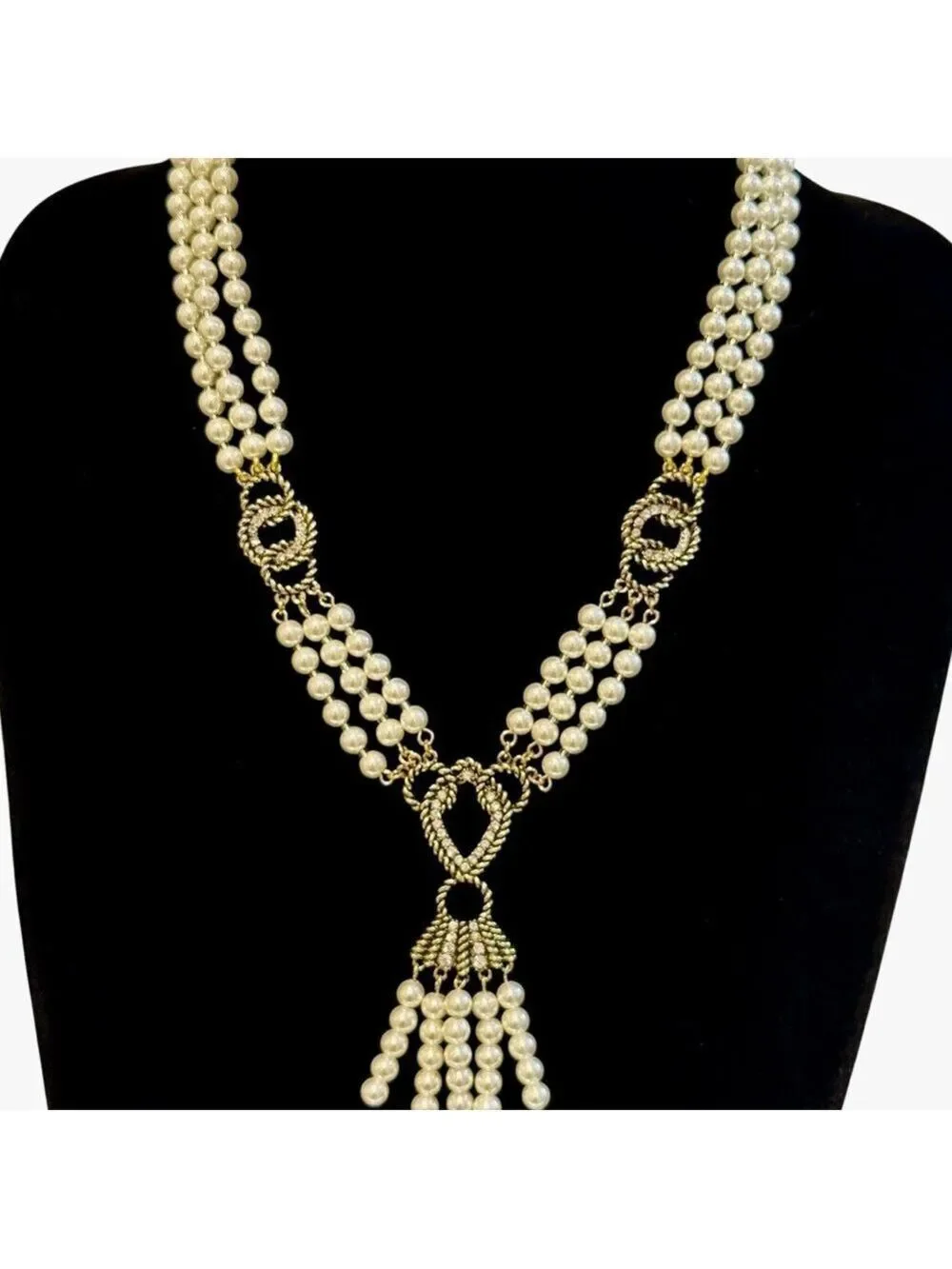 Luxury Multi-Strand Pearl Tassel Statement Collar Necklace with Ornate Detail
